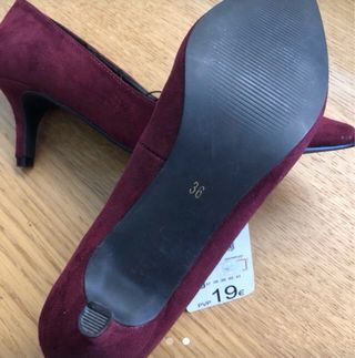 Zapatos tacón bajo Unit nuevos
