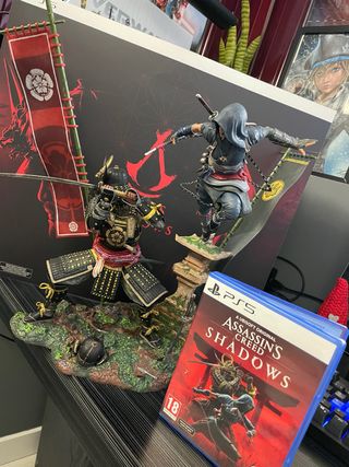 Figura Assassin's Creed Shadows PS5 + Juego