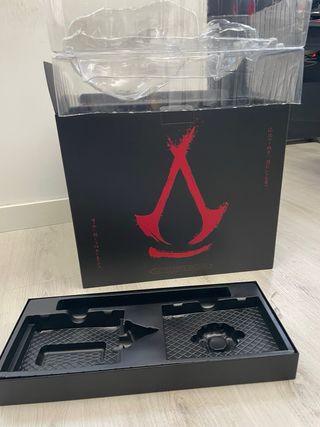 Figura Assassin's Creed Shadows PS5 + Juego