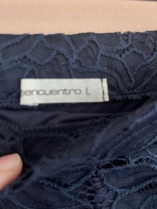 Falda de encaje floral azul