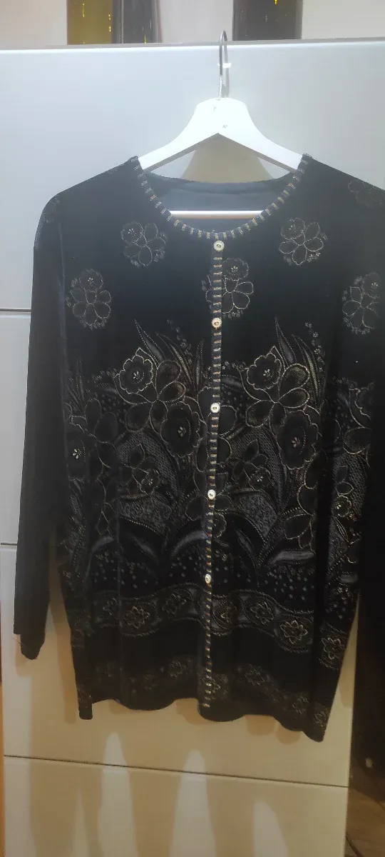 Jersey sedoso de mujer negro y dorado