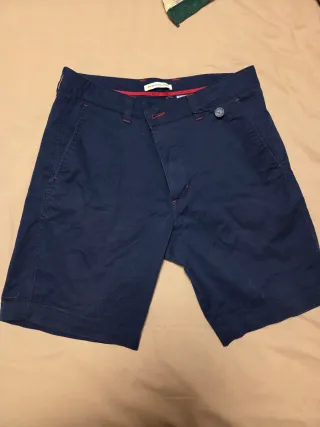 Pantalón corto azul