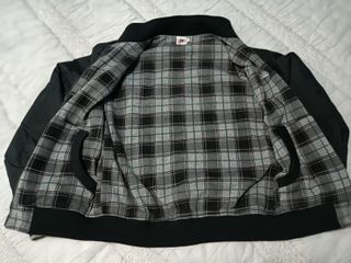 Cazadora Nike Reversible Negra y Multicolor