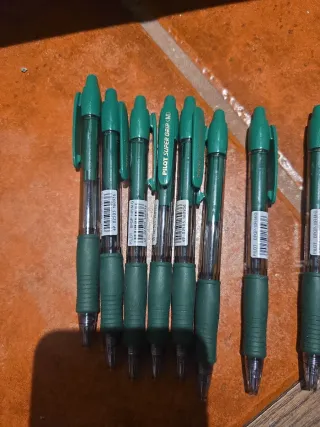Bolígrafos pilot supergrip verdes