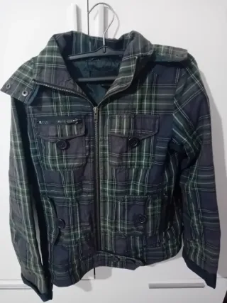 Abrigo a cuadros verde y negro Mango Casual