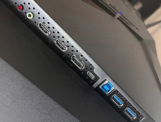 Gigabyte AORUS FV43U Monitor Pro 4K