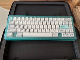 Teclado Mecánico Transparente Verde