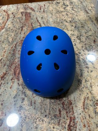 Casco infantil azul