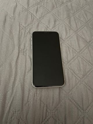 iPhone XR 128 GB Bianco + Custodie