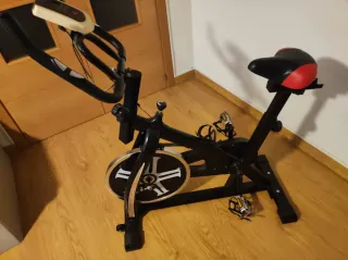 Bicicleta Estática o de Spinning Negra