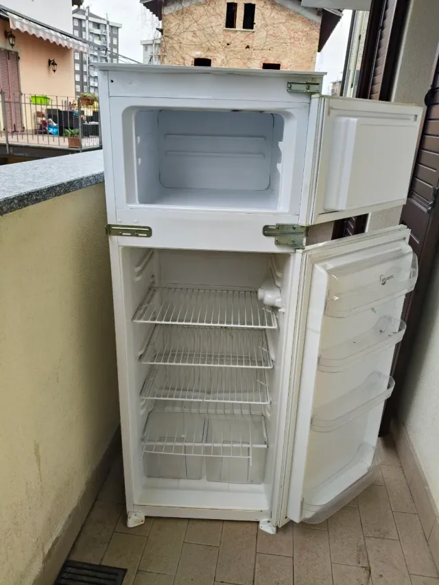 Frigorifero da incasso Atlantic