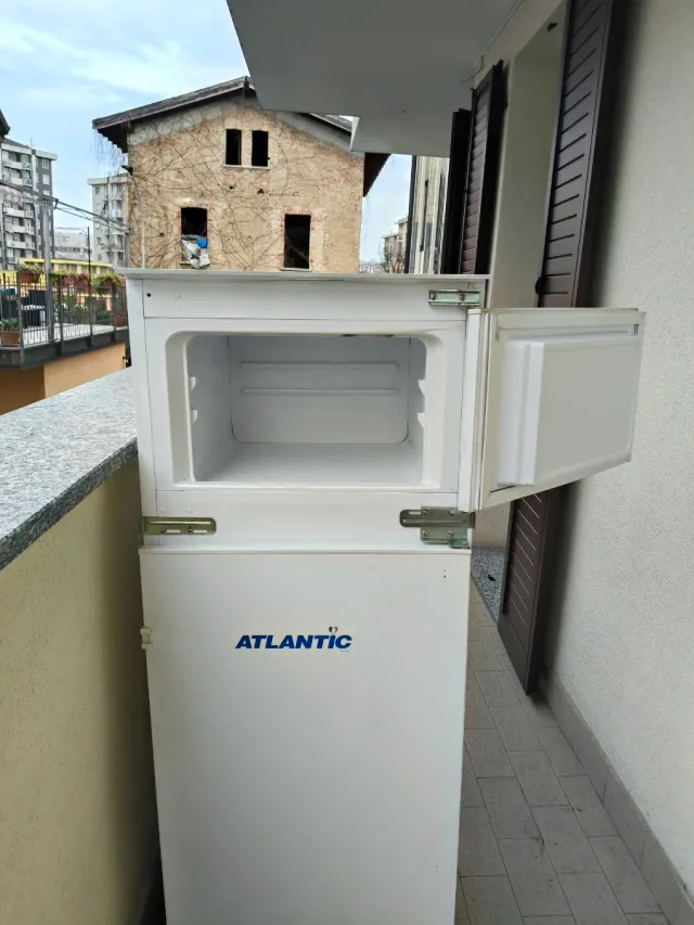 Frigorifero da incasso Atlantic