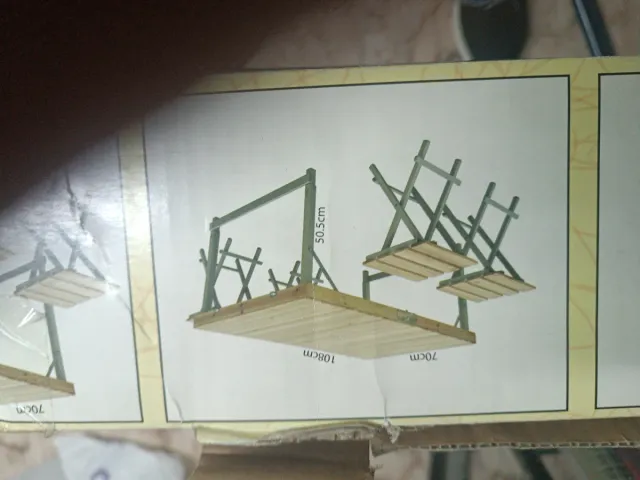 Mesa y sillas maletin