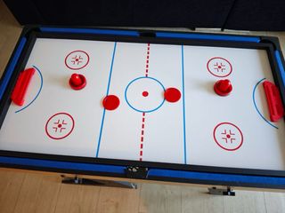 Futbolín para uso interior