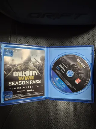 Consola PS4 + mando + 6 Juegos