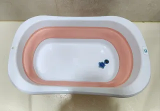Bañera plegable para bebé.