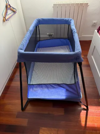 Cuna de Viaje BabyBjörn Light + Colchón