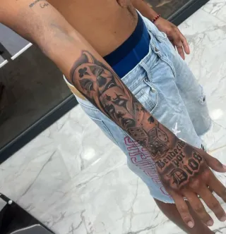 Tatuajes económicos