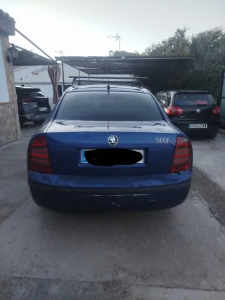 Skoda Superb 2004