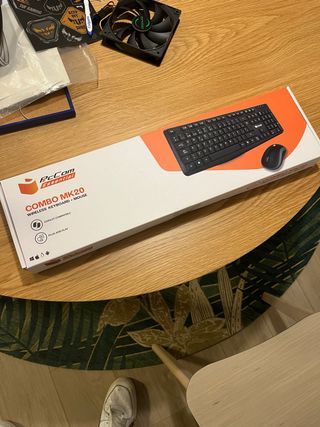 Combo Teclado y Ratón Pccomponentes MK20