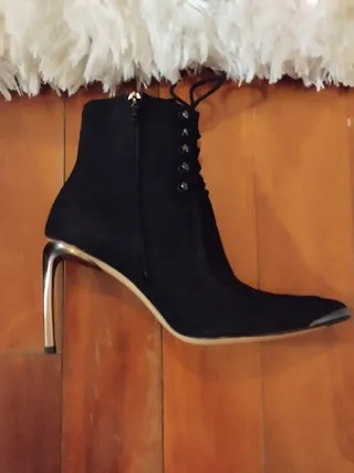 Botines nuevos ante negro Farrutx