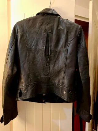 Chaqueta de cuero Zara Negra