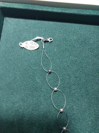 Gargantilla de plata con cuentas