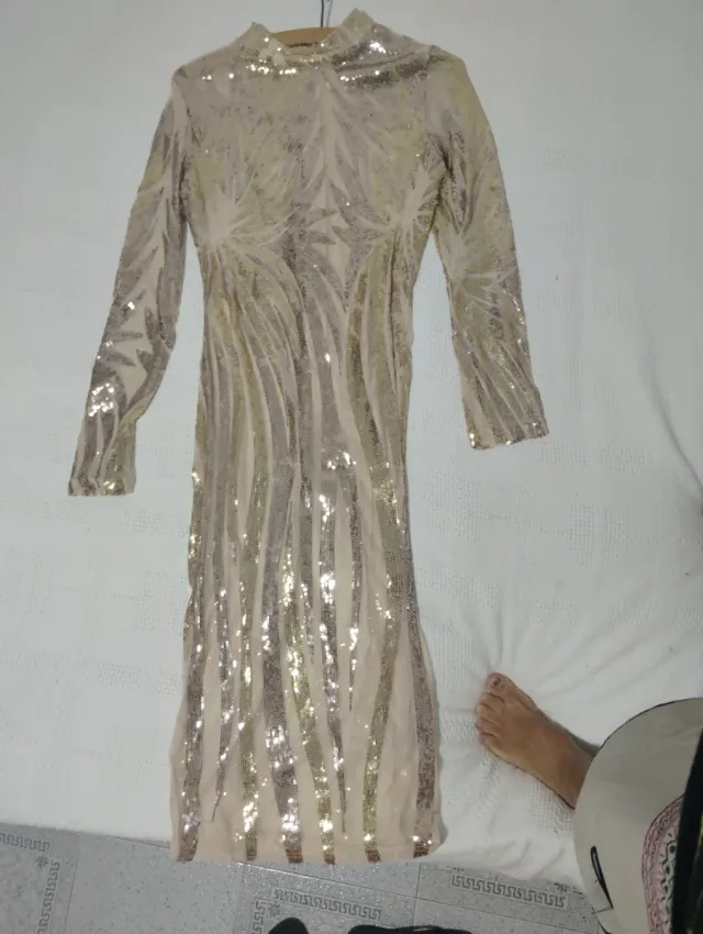 Vestido de fiesta lentejuelas beige y oro