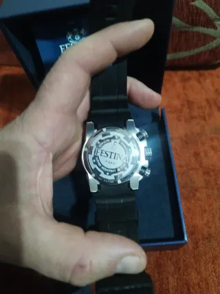 Reloj Festina Cronógrafo Negro y Plateado