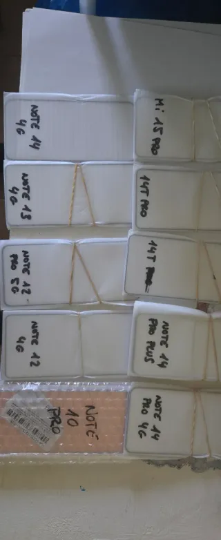 Vetri temperati Samsung, iPhone, Xiaomi