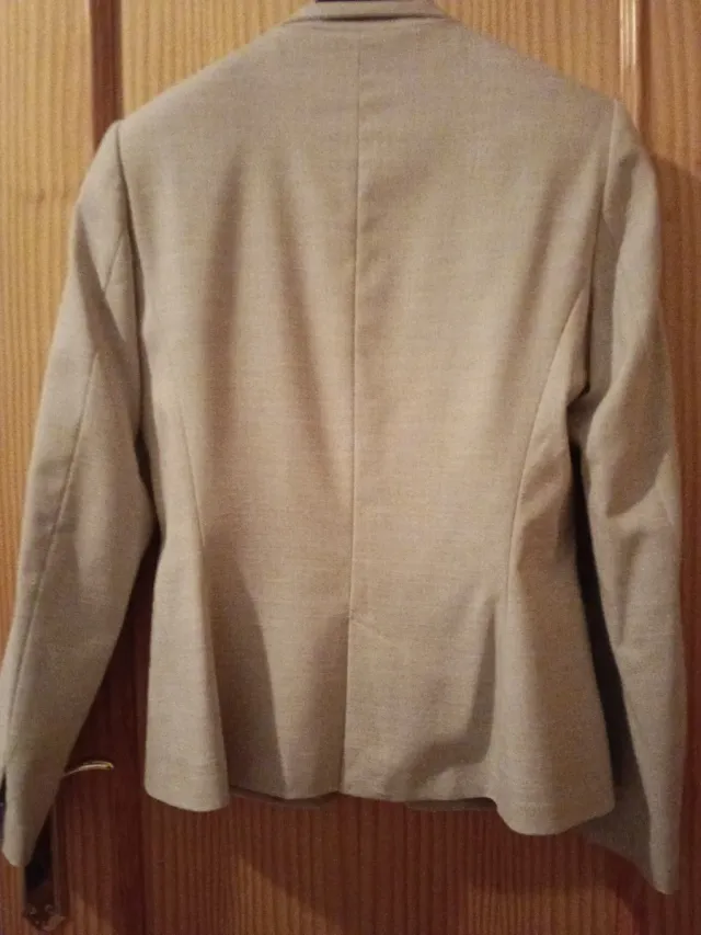 Chaqueta Zara Beige