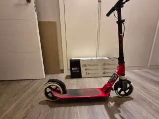 Patinete Oxelo MID 9 Rojo