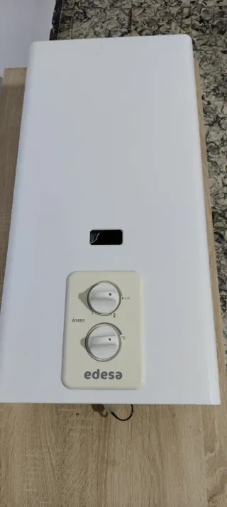 Calentador Edessa Outmatiqou Gaz Boutan 10L