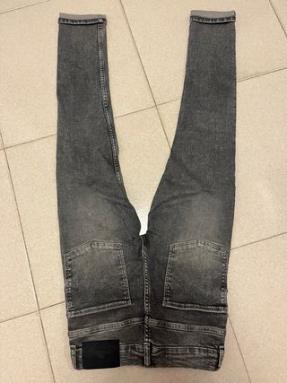 Pantalón ZARA gris 11-12years