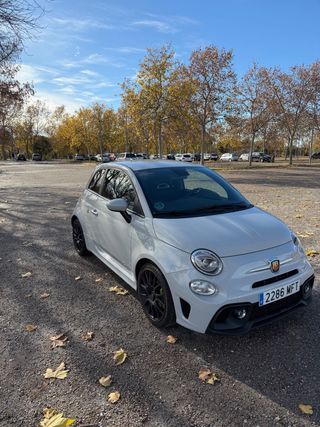 Abarth F595 2023