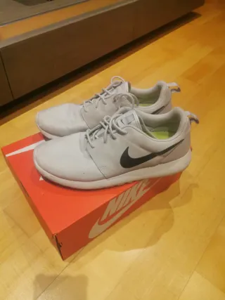 Nike Roserun Gris