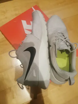 Nike Roserun Gris