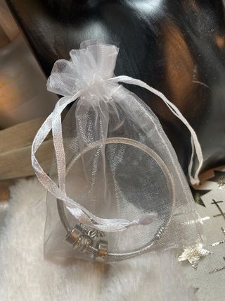 Pulsera con dije de elefante