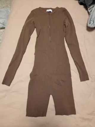 Mono Bershka canalé marrón M