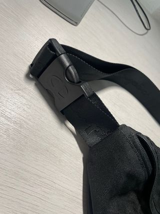 Riñonera Champion Negra