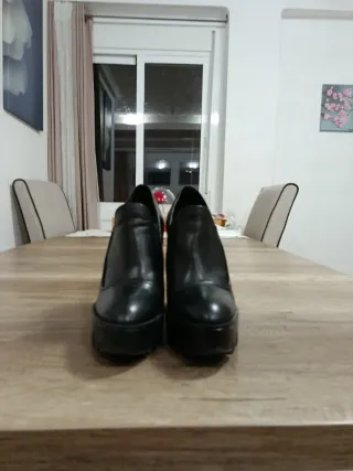 Zapatos negros tacón