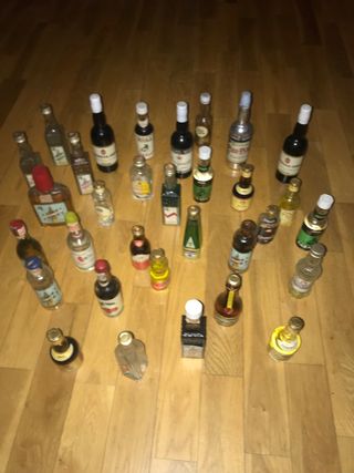 Collezione Bottiglie Miniatura Anni '80