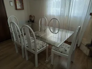 Mesa de cristal y 6 sillas
