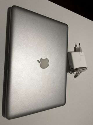 MacBook Pro 13 (Principios 2011) Plata urge venta