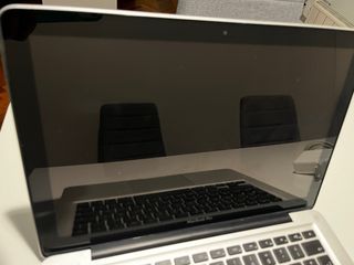 MacBook Pro 13 (Principios 2011) Plata urge venta
