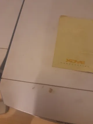 Cadena de música Aiwa con altavoces