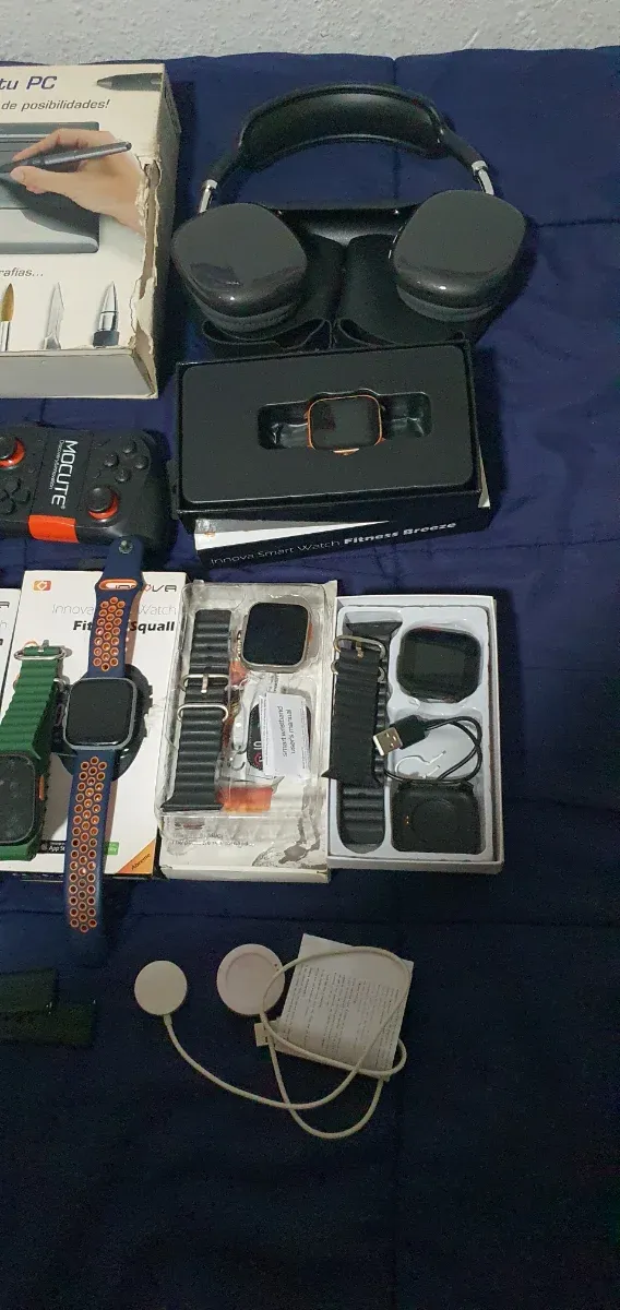 Lote Electrónica: Auriculares, Smartwatch, Mando
