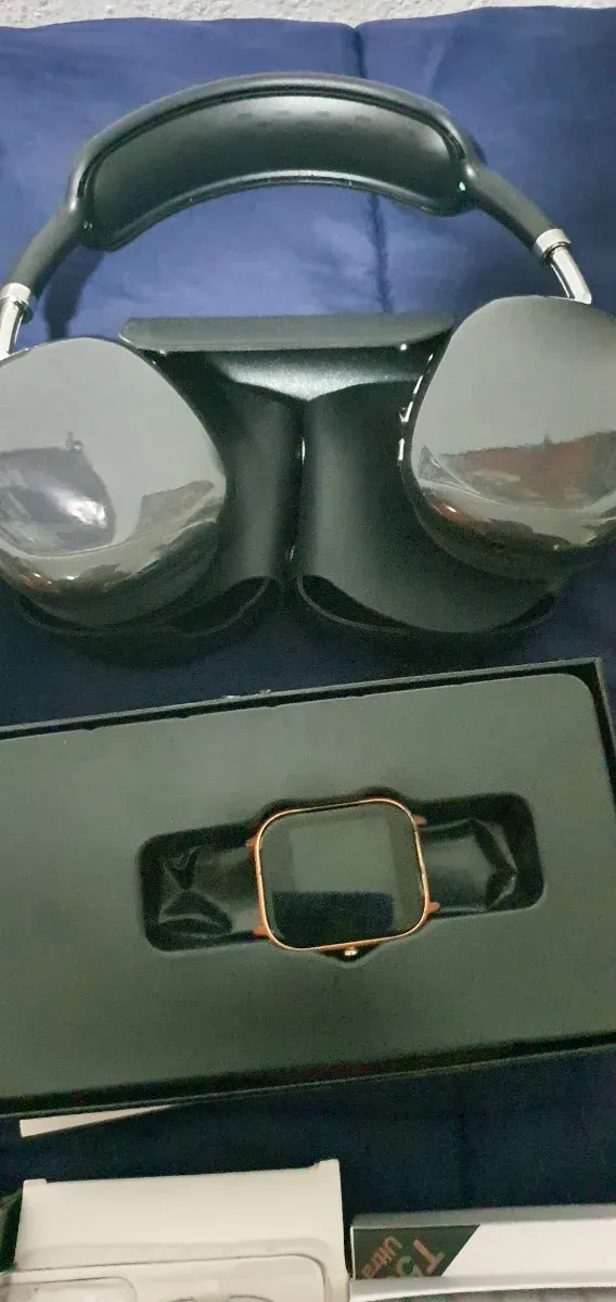 Lote Electrónica: Auriculares, Smartwatch, Mando