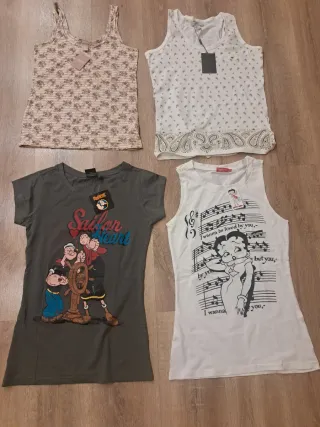 Camisetas nuevas, talla S