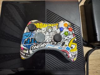 Xbox 360 E 250GB Negra